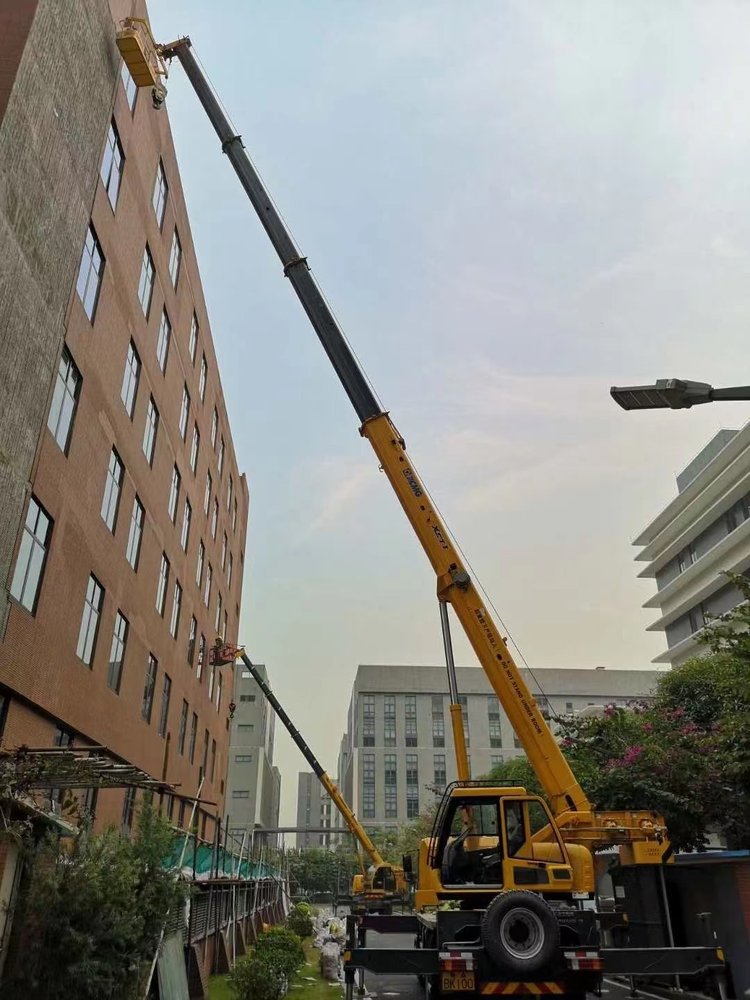 小板镇汽车吊出租哪家好，选择最靠谱的服务商指南