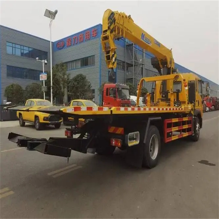 小板镇附近小随车吊出租电话，轻松解决搬运烦恼