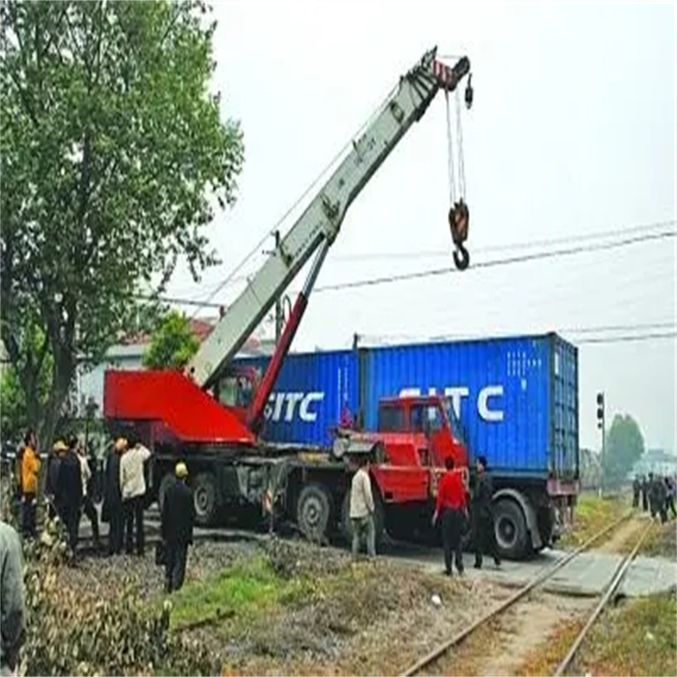 小板镇如何快速找到附近的吊车救援公司