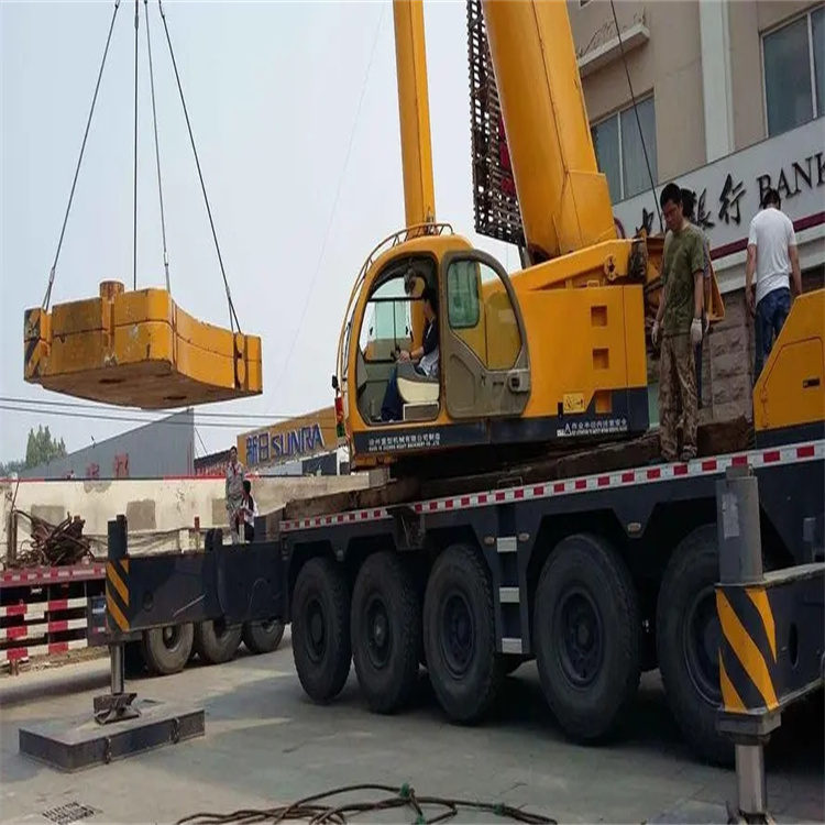 小板镇当地吊车出租|机器吊装|75吨|工厂搬迁服务