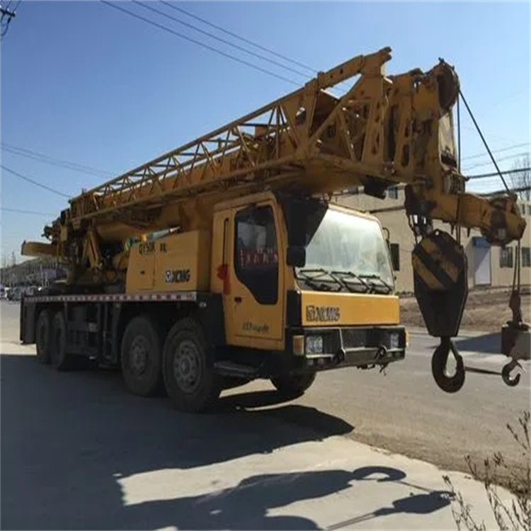 小板镇哪里有专业吊车出租